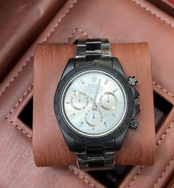 ROLEX Cosmograph Daytona – “Silver Flame” Edition Racing Heritage. Refined Brilliance.