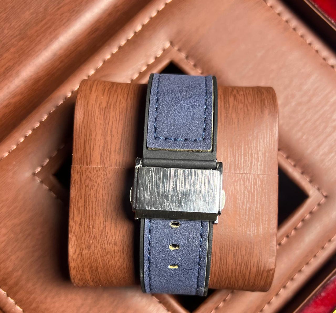 HUBLOT Skeleton Chronograph – “Azure Engine” Edition Mechanical Depth. Electric Elegance.