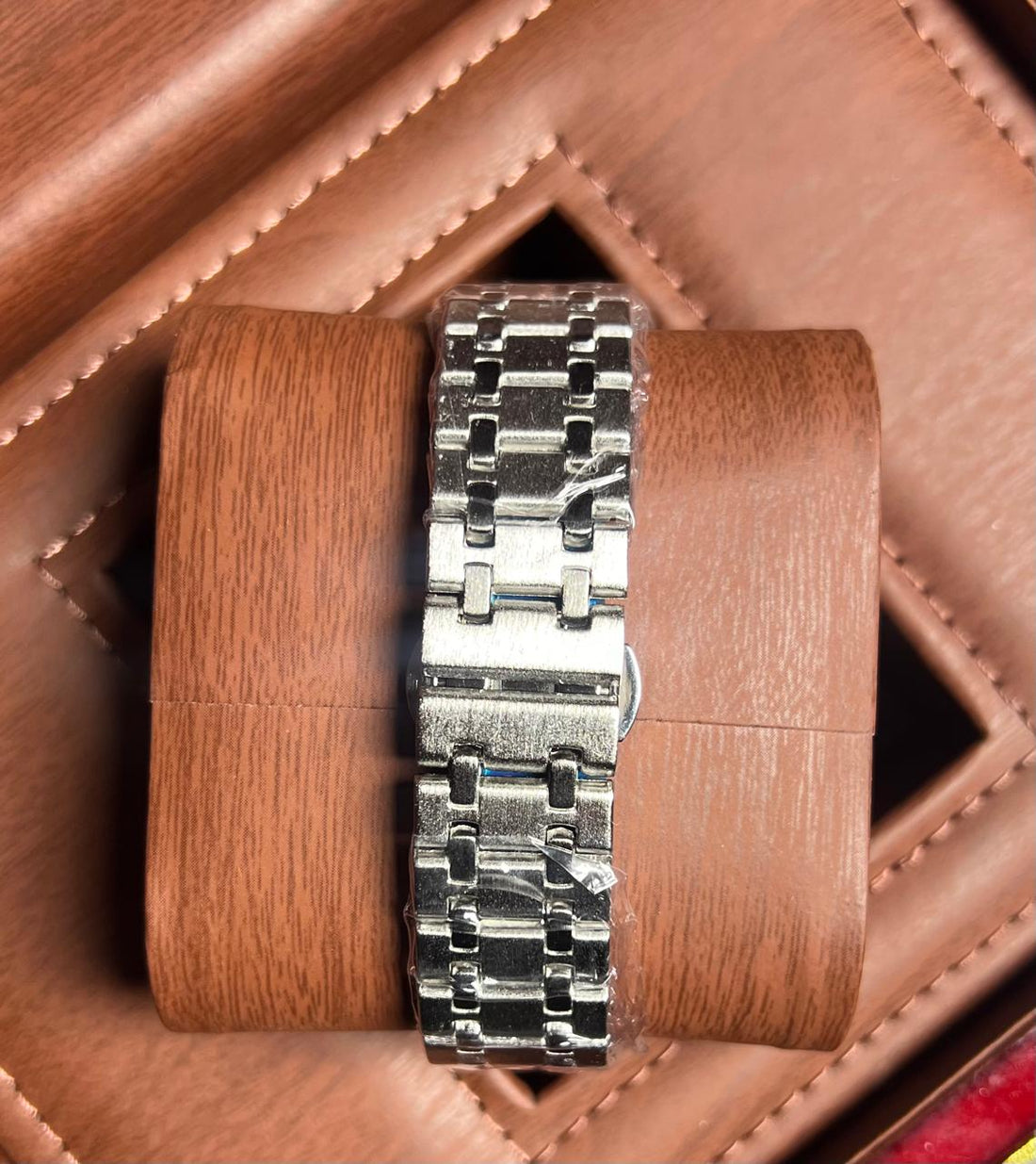 AP Royal Oak Offshore – “Steel Specter” Skeleton Edition Architectural Power. Transparent Precision.